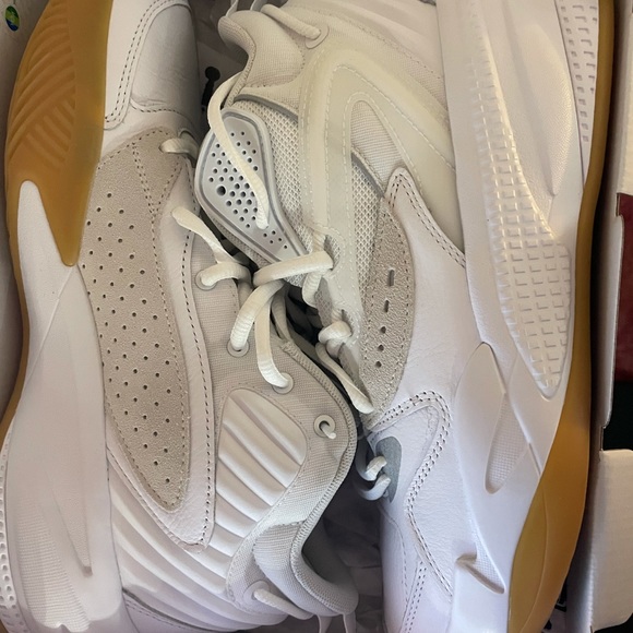 J.cole Dreamers 2 size 8.5 men’s main image 4